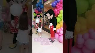 Minnie & Mickey Mouse