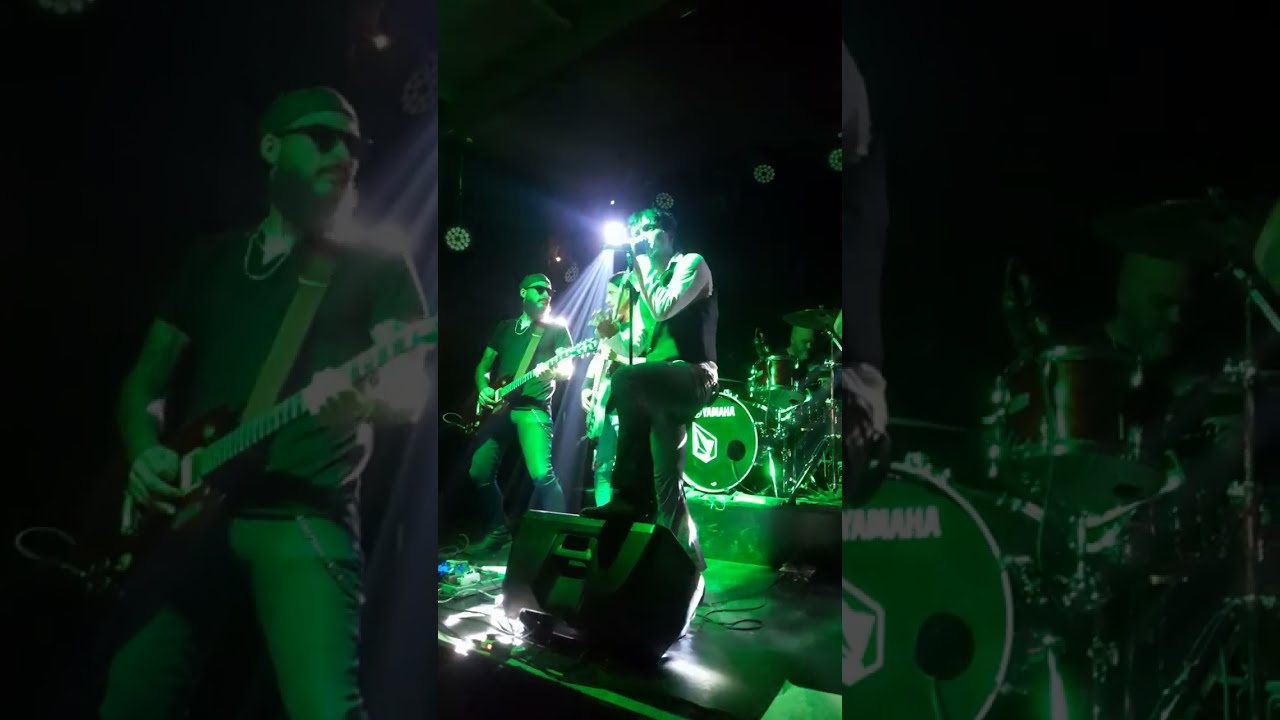 Los Bronson Rock Primera parte de la fecha en Strummer 13/12/25 