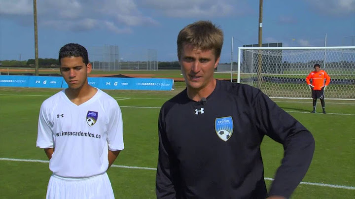 Playing with Back to the Goal - Striker Tips Series by IMG Academy Soccer (4 of 5)