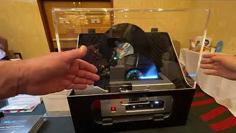 Michael Fremer at Pacific Audio Fest - Part 1: The...