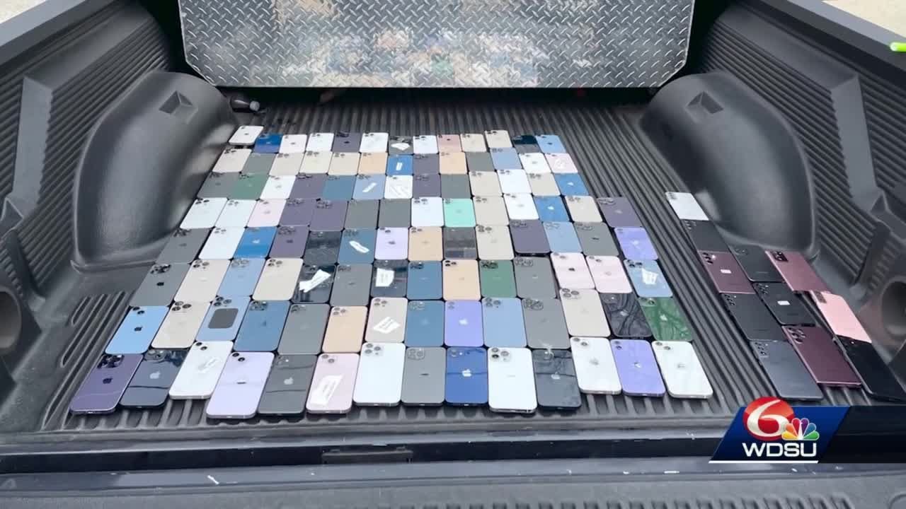 Tangipahoa sheriff arrests 11 in Mardi Gras cell phone theft ring - YouTube