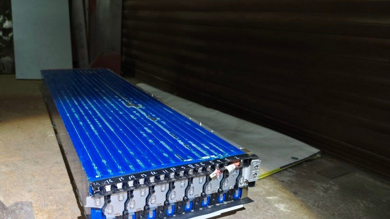 Розбірка АКБ Тесла