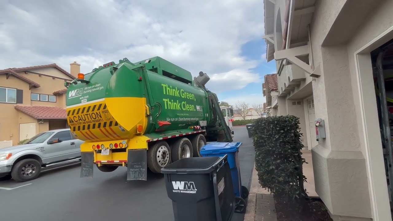 106120 autocar tgtc amrep on trash