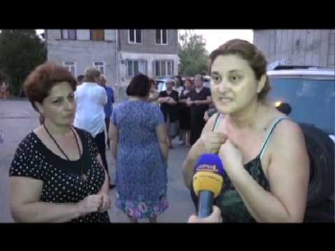 ნატო დანელია კახიანაურის  ტერიტორიულ ერთეულში შემავალ სილოვან მახვილაძის ქუჩის მაცხოვრერბლებს შეხვდა