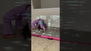 #cheerleader #gymnast #tumblingpractice #tumbling #gymnasticsfloorroutine