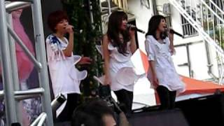 990327 SHE shero 簽唱會~我愛雨夜花