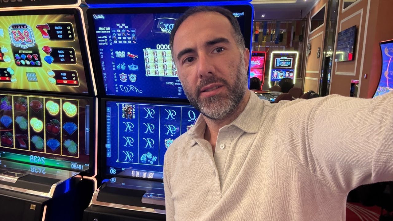 СТРИМ ИЗ НАСТОЯЩЕГО КАЗИНО АУРА ШПИЛЕРА