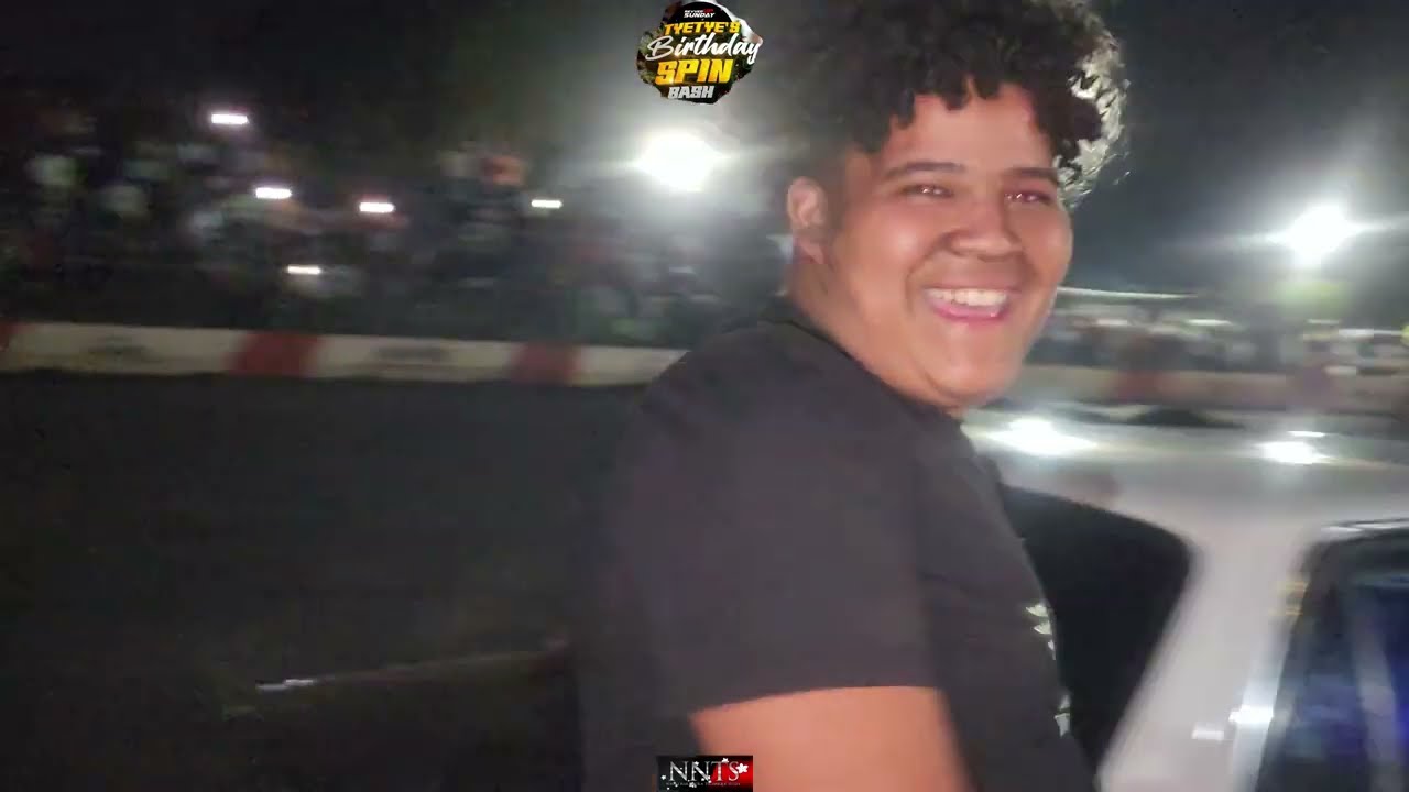 Вечеринка в честь дня рождения Тая Тая, часть 3.