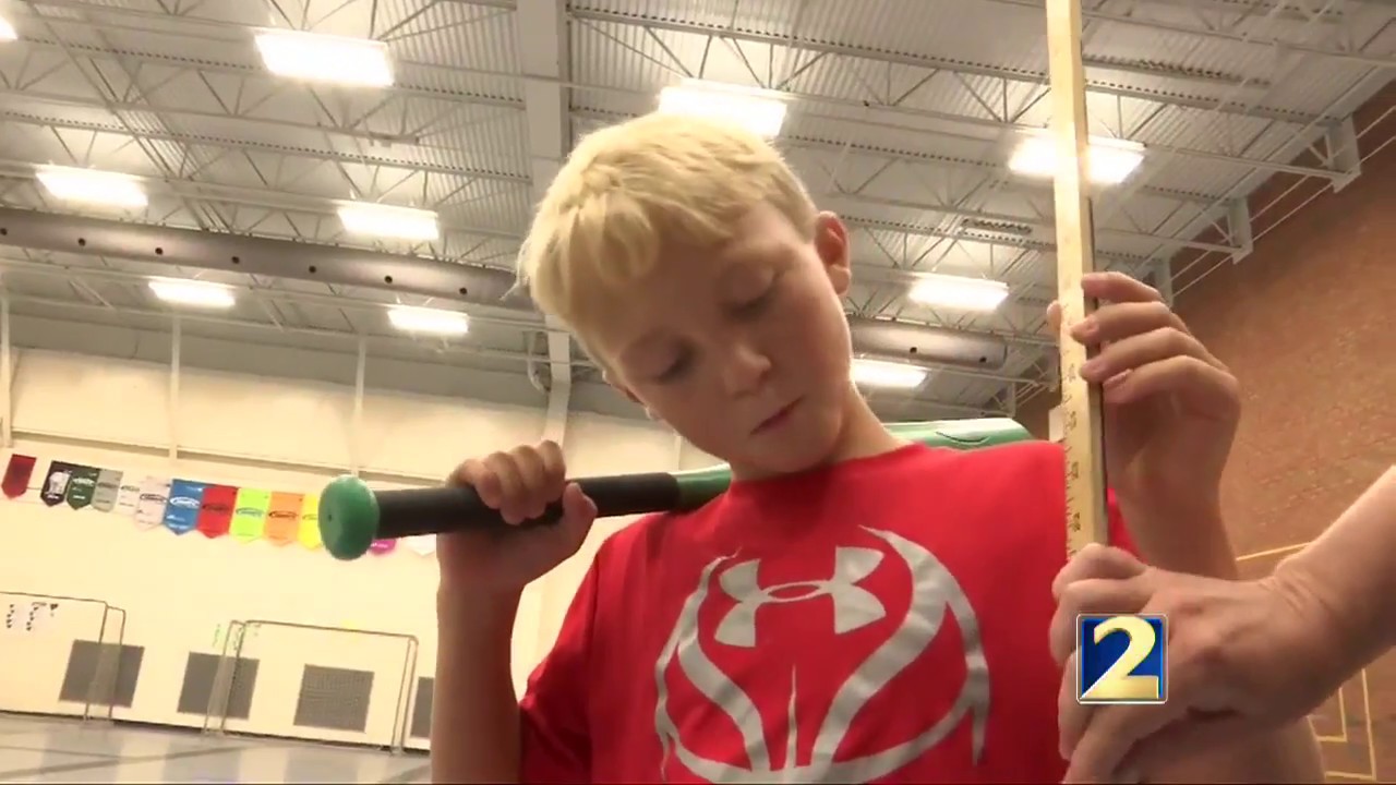 School uses baseball to teach math - YouTube