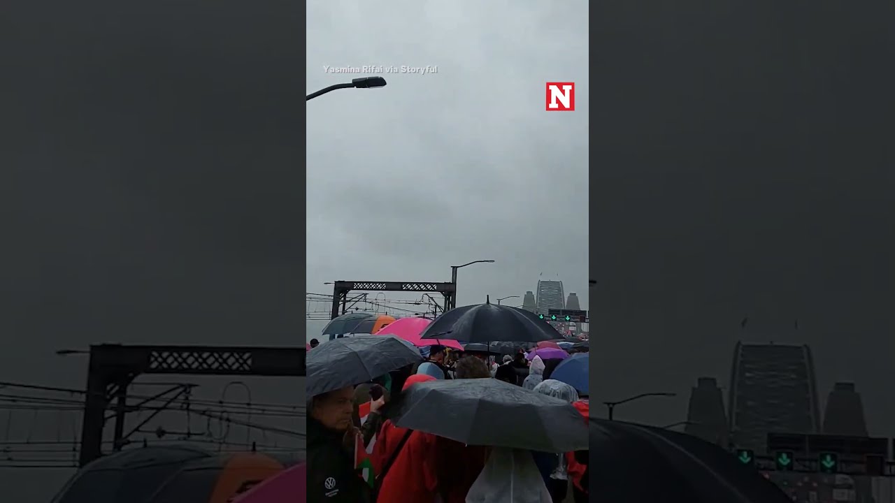 Protesters March In The Rain Support Of Palestine