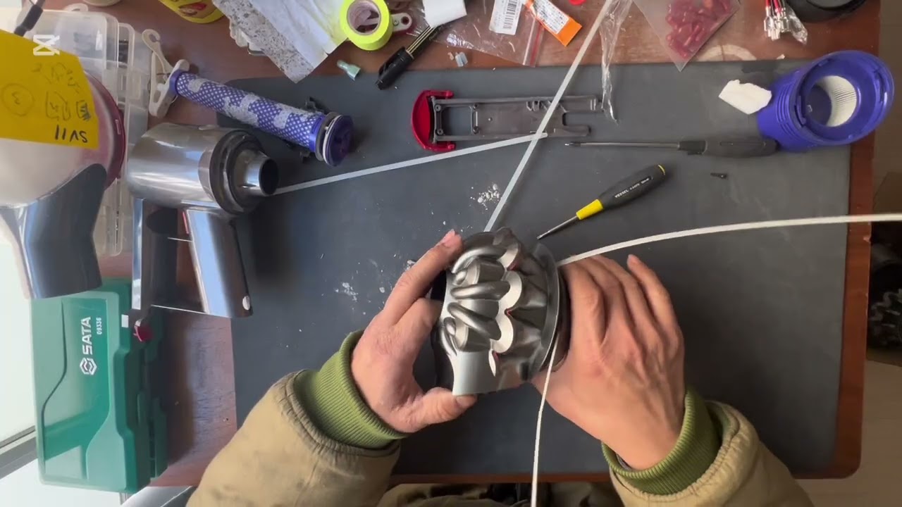 Dyson ダイソーSV11 (V7) Full Disassembly & Deep Cleaning Servic