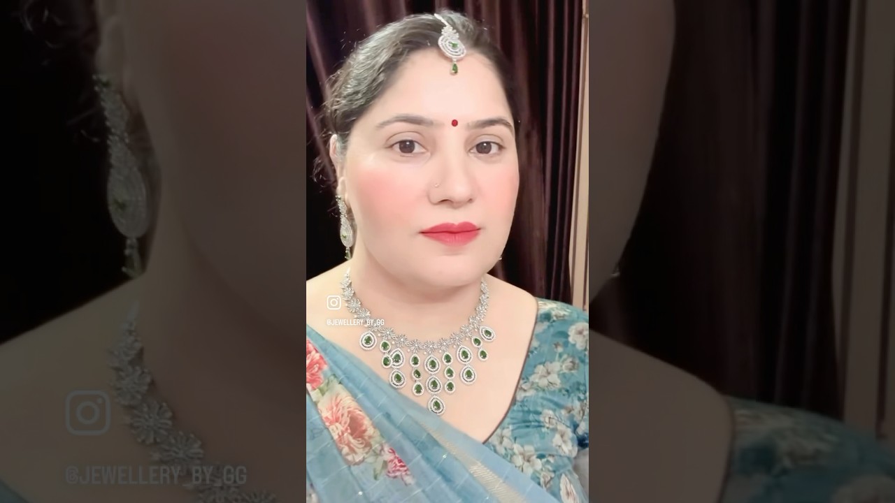 Ad necklace set on discount prices 