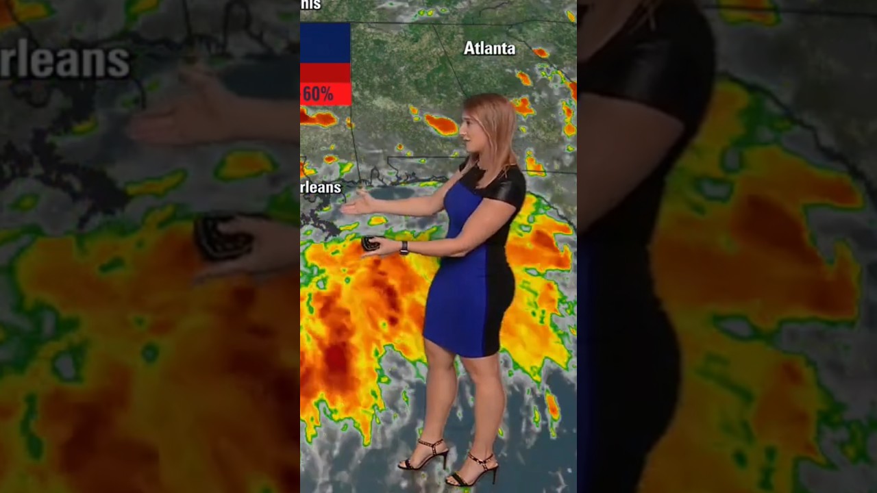 Adrienne Vonn Thick Body #meteorologist #thickbody #curvygirl #tightdress #beautiful #weathergirl
