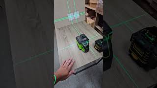 Huepar DT03CG — професійний 3D лазерний рівень із сервоприводами та точним електронним самовирівн