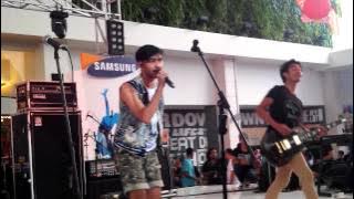 Killing Me Inside Feat Tiffani -- Jangan Pergi  LIVE