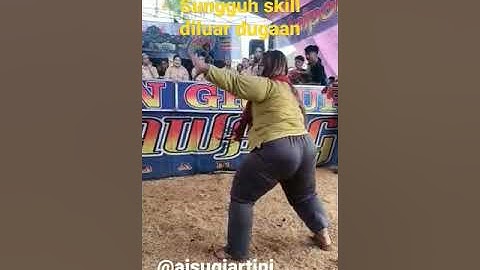 pencug jaipong skill dewa ! namin group ! bajidoran jaipongan ! ngamumule seni sunda