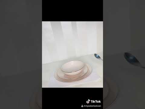 اتيكيت السفرة