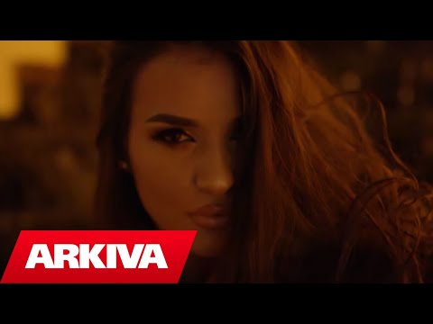 Клип Albulena Berisha – Ki me pa