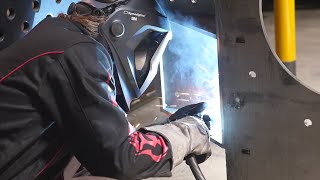 WE'RE MAKING A GIANT ROBOT DOCUMENTARY!