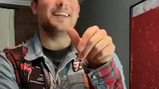 امريكي يسخر من اللغه الفرنسيه An American makes fun of French language screenshot 4