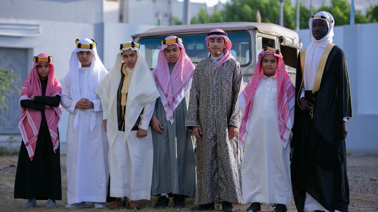 احتفال مدرسة عبدالله بن انيس  المتوسطة بمكة بيوم تأسيس 1445هـ