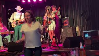 Watch What Happens When the Music Starts! The Swains At Fitzgeralds
