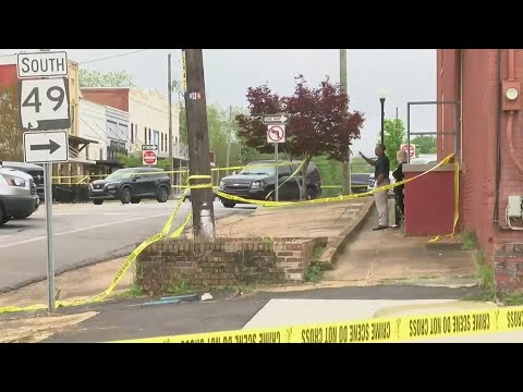 3 charged with murder in Sweet 16 party shooting in Alabama - YouTube