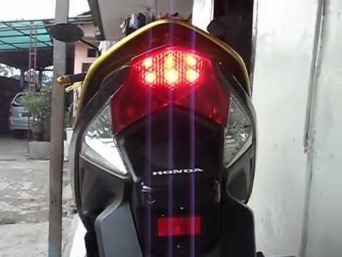 modifikasi lampu belakang vario 125  tahun ini