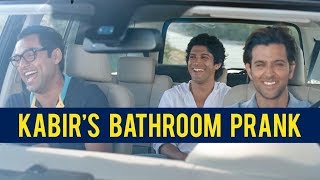 Kabirs Bathroom Prank Zindagi Na Milegi Dobara Abhay Deol Hrithik Roshan Farhan Akhtar