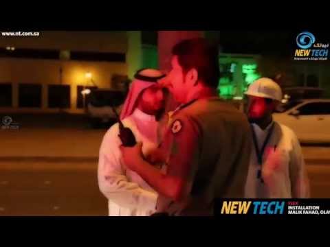 تركيب لوحة شركة نيوتك ميديا في طريق الملك فهد الرياض