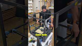 Skládám novou bestii do dílny! 🛠️ Moje stroje doplnila 3D tiskárna Sovol SV08 Max. #3dtiskarna