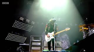 Ten Tonne Skeleton (Live at Reading 2015)