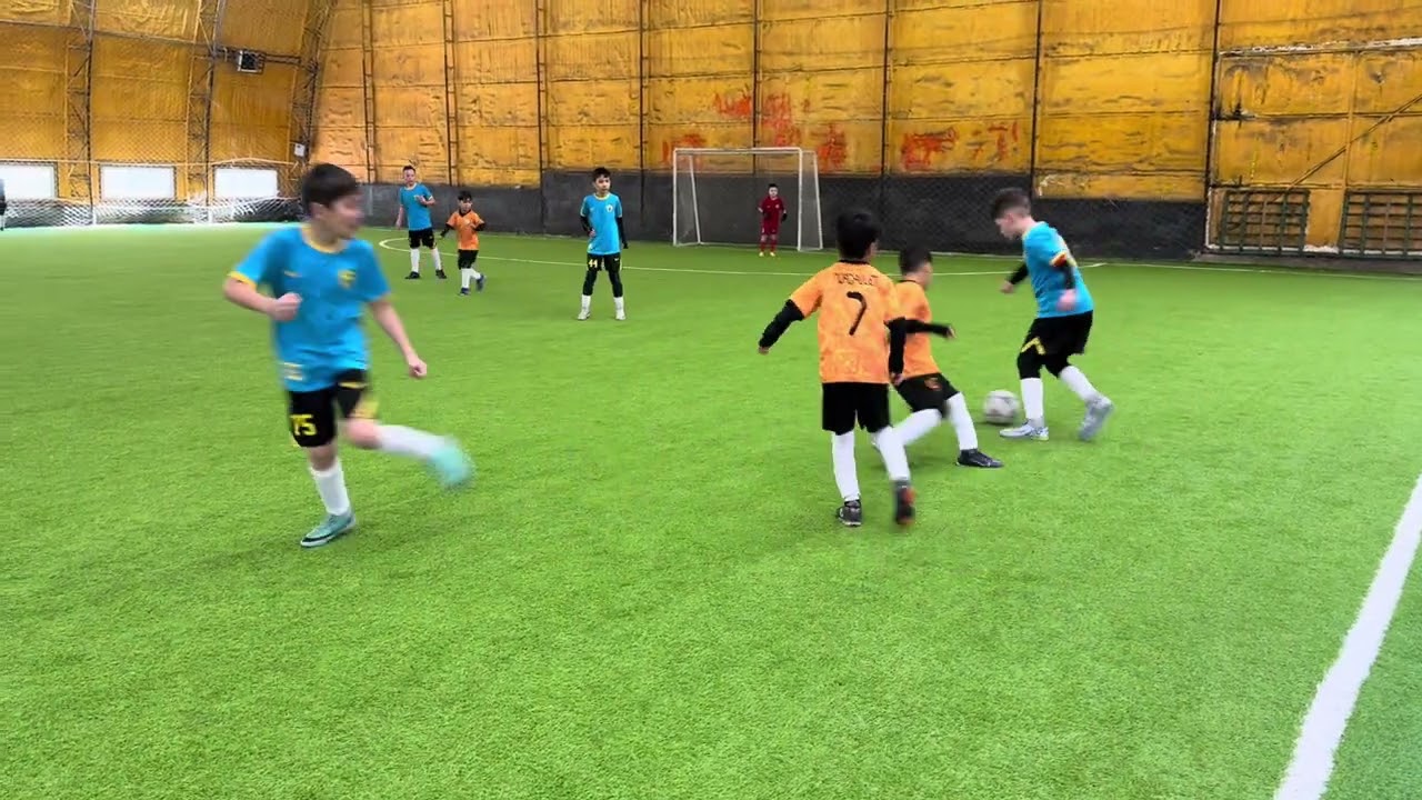 PFL зима 2016. Jeyran Real 2017 - FC Rasma 2016. Счет 1:2. 1 тайм.