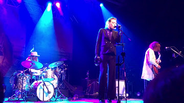 UNI and The Urchins "What