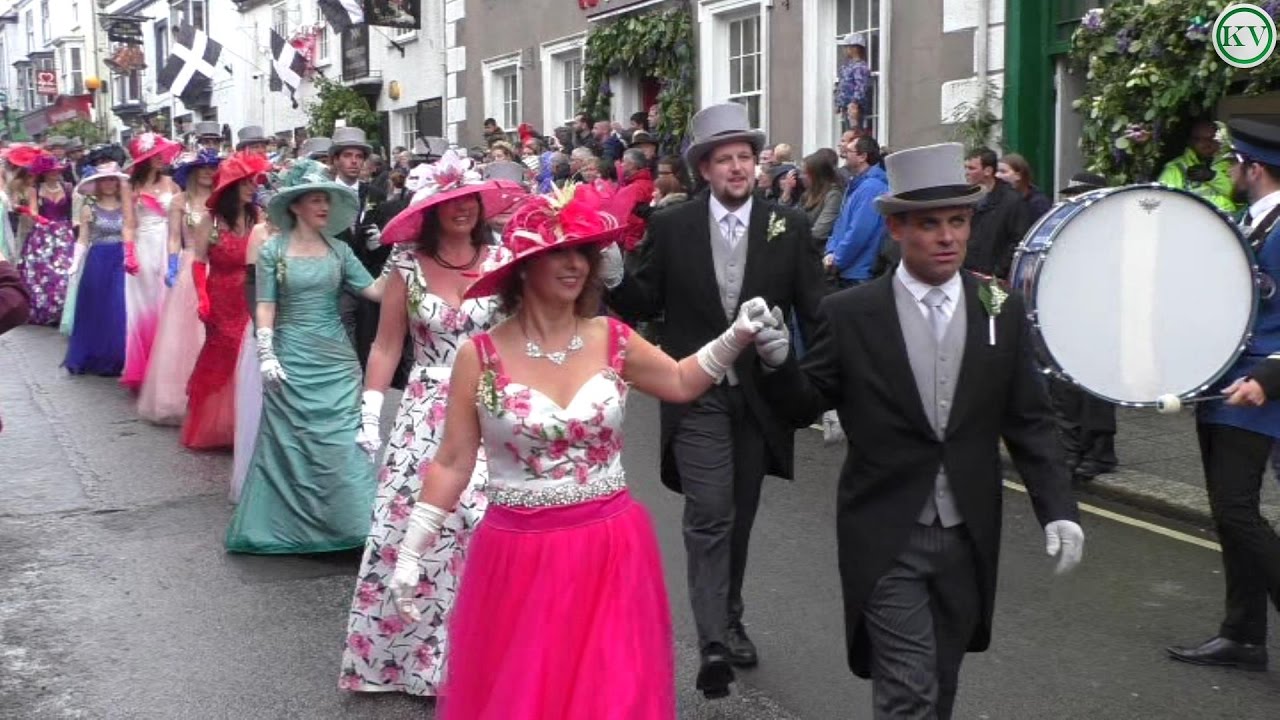 Helston Flora Day 2017 The Midday Dance Youtube