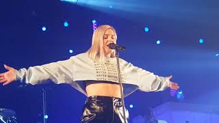 Anne-Marie-Heavy Melkweg Amsterdam live