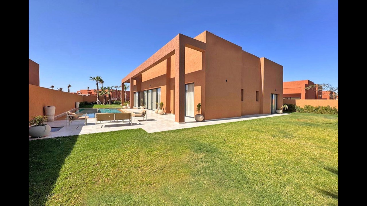 Villas de plain pied de luxe à vendre sans vis à vis avec 4 façades - agence-immo-marrakech