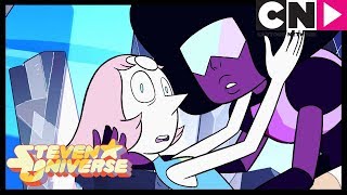 Steven Universe | Pearl Tricks Garnet Into Fusing | Cry For Help | Cartoon Network Resimi