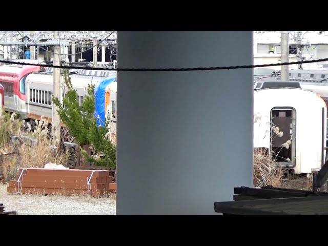 西大寺検車区】被災車両の12400系の先頭車両 - YouTube