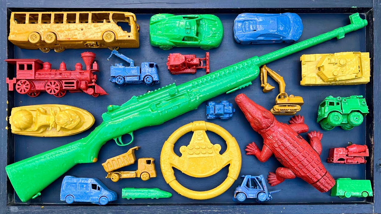 Membersihkan Mainan Mobil Balap,Kereta Api, Bus Telolet, Truk Molen, Tank Baja, Beko Excavator.