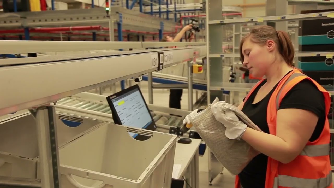 Teaser: Radial Europe Fulfillment Center: Halle, Germany