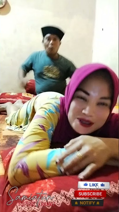 DIPIJIT MALAH KENTUT
