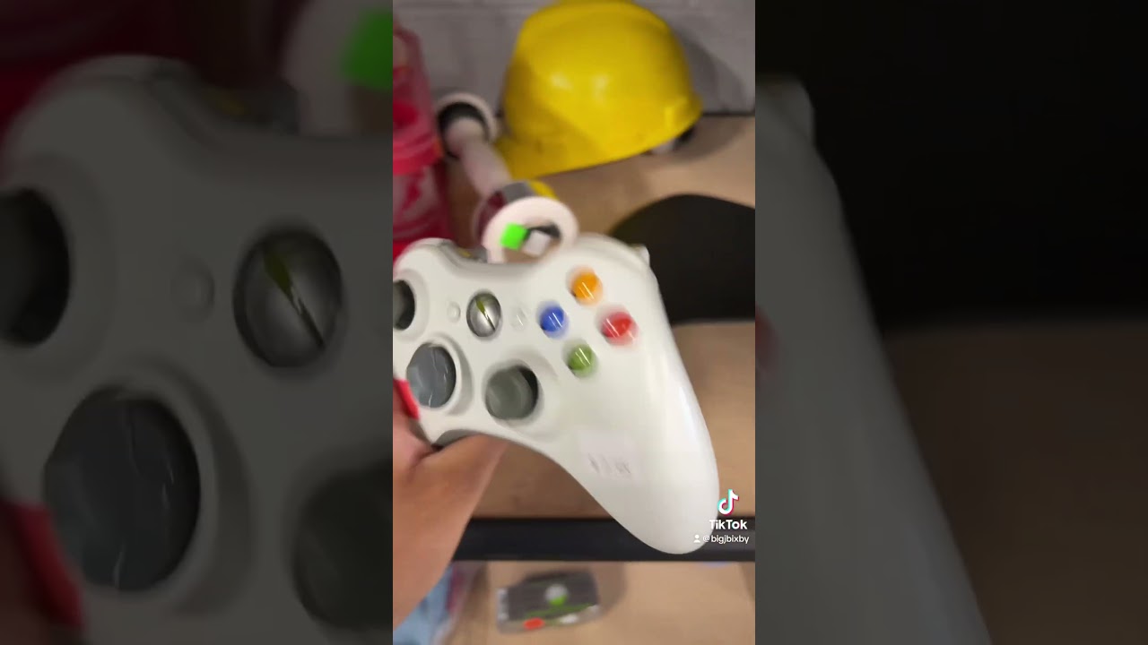 I Found Xbox 360 Controller at Thrift Store 😮🎮