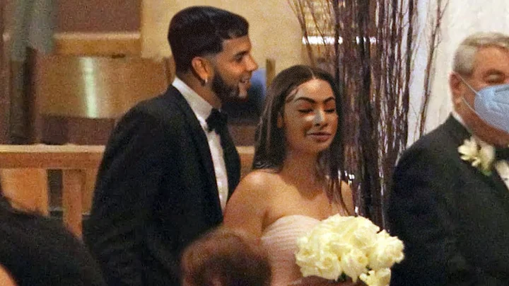 BODA DE ANUEL Y YAILIN  *Se burlan de Karol G *