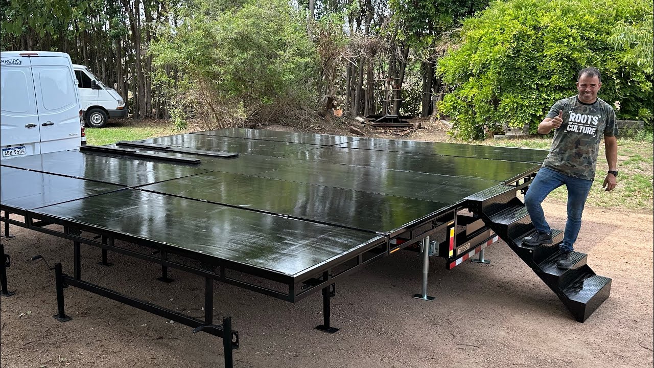 Escenario móvil plegable 36m2 en 10 minutos