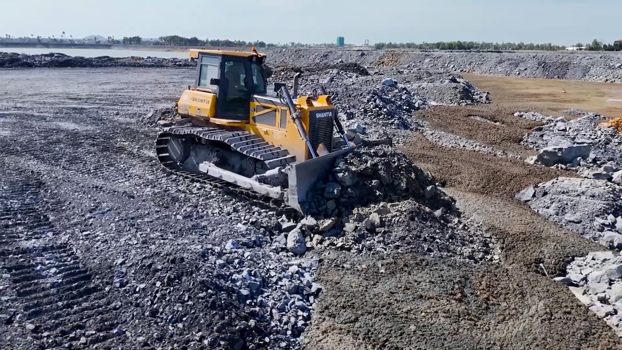 The Best Ground Elevation Determination Process Bulldozer Push Stone and Dump Truck Unloading Stone