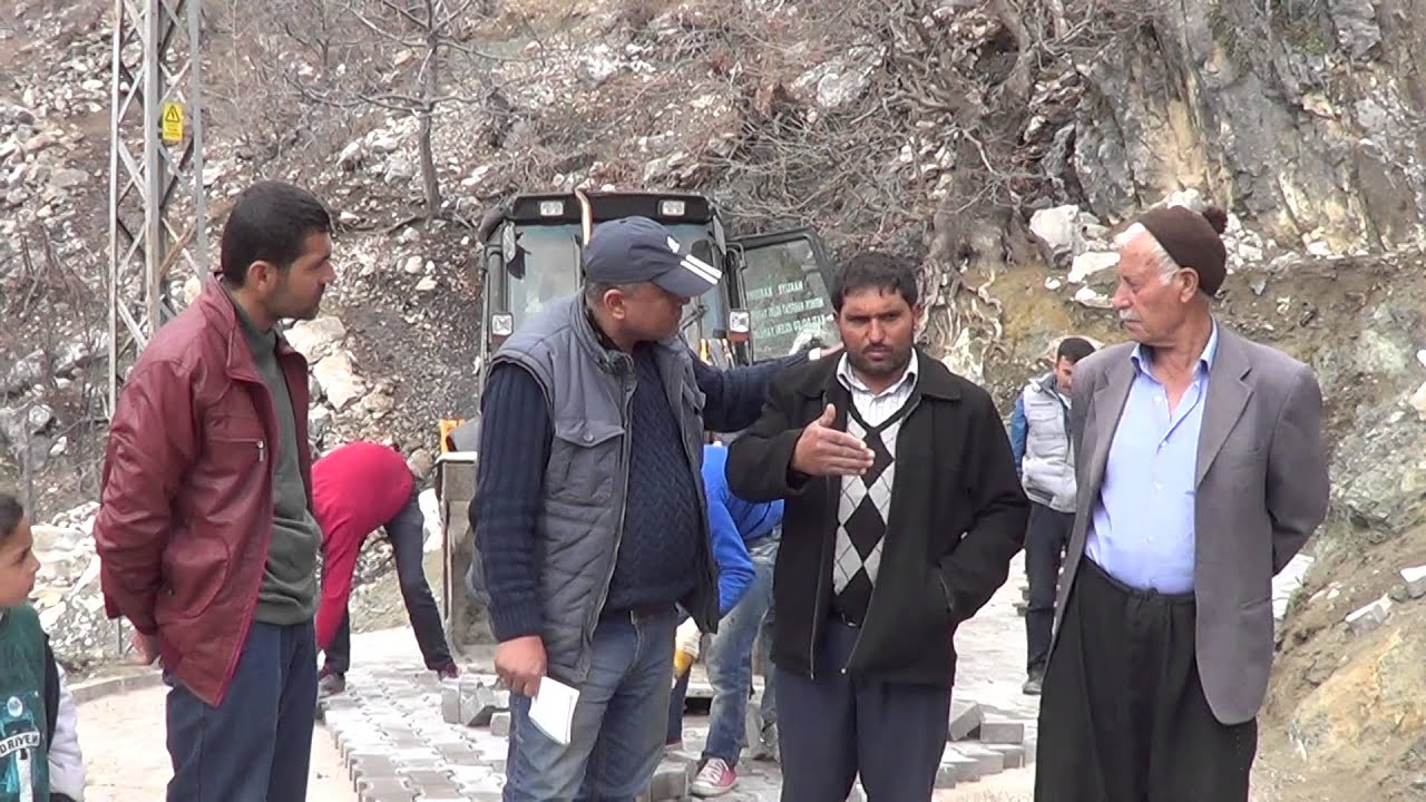 Çınarpınar Mahallesi Muhtarı Kamil Bayrak Hanifi Mahçiçek'e Teşekkür Etti