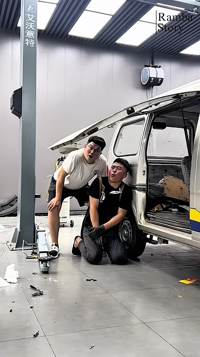 The mechanic stunned his boss🤣