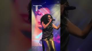 Follow the Karyn White Fanpage ❤️✨ @KarynWhiteOfficial