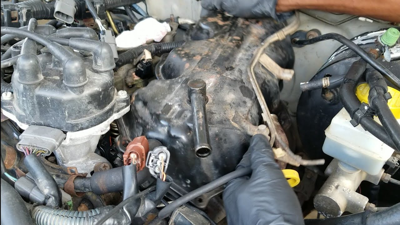 How to Remove VG33E Valve Cover LEFTSIDE. YouTube